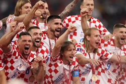 V&igrave; sao World Cup vẫn duy tr&igrave; trận tranh hạng ba?