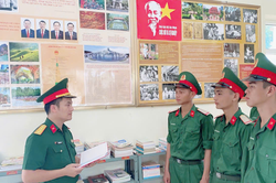 Sĩ quan trẻ gương mẫu đa năng