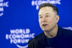 Elon Musk bị xem xét pháp lý vì chương trình tặng tiền cử tri