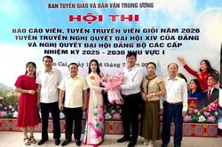 Gi&aacute;o vi&ecirc;n Ph&uacute; Thọ v&agrave;o chung khảo to&agrave;n quốc Hội thi B&aacute;o c&aacute;o vi&ecirc;n giỏi