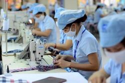 Thống nhất đề xuất tăng lương tối thiểu vùng cao nhất đến 390.000 đồng