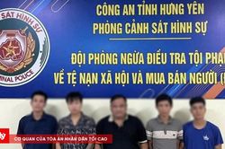 Bắt nhóm đối tượng cá độ bóng đá dịp World Cup