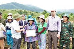 45 gia đình người có công, 45 điều ước và một tháng Bảy nghĩa tình