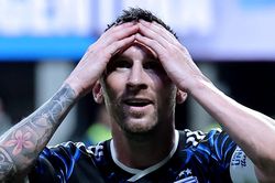 Argentina thắng ngược Anh: Đ&ocirc;i ch&acirc;n ma thuật của Messi