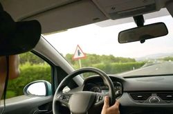 Những hư hỏng thường gặp trên hệ thống lái ô tô