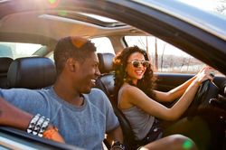 Đa số Gen Z thích hẹn hò với người biết lái ô tô