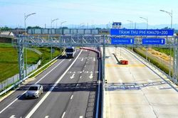 Sẵn s&agrave;ng kịch bản xử l&yacute; &ugrave;n tắc khi thu ph&iacute; cao tốc B&atilde;i Vọt - Cam Lộ