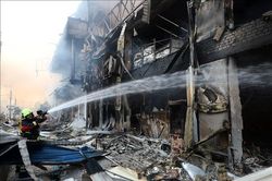 Nhiều vụ nổ làm rung chuyển thủ đô của Ukraine