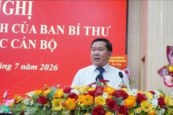 Trung tướng Đinh Văn Nơi giữ chức B&iacute; thư Đảng ủy Đặc khu Ph&uacute; Quốc