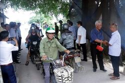 Nh&agrave; đầu tư hiến tặng 'cầu Đ&uacute;n BOT' cho nh&acirc;n d&acirc;n v&agrave; ch&iacute;nh quyền địa phương
