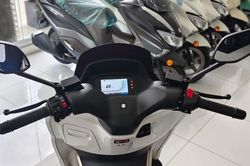 Suzuki mở bán xe ga 150cc mới giá 61 triệu đồng bền bỉ nhiều tiện nghi