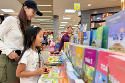 Nhiều phụ huynh tại TPHCM không muốn mượn sách giáo khoa