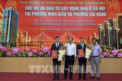 Cần Thơ trao quyết định đầu tư hai dự án nhà ở xã hội gần 5.956 tỷ đồng