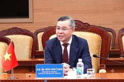 Việt Nam - L&agrave;o th&uacute;c đẩy hợp t&aacute;c trong lĩnh vực t&agrave;i ch&iacute;nh v&agrave; n&ocirc;ng nghiệp