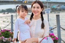 Kha Ly nói lời yêu thương đến con gái nhân dịp đặc biệt