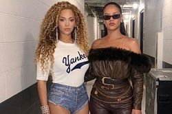 Người đàn ông duy nhất có thể mang Beyoncé và Rihanna lên cùng một sân khấu