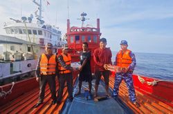 Vùng Cảnh sát biển 4 hỗ trợ tàu Thái Lan gặp nạn trên vùng biển Tây Nam