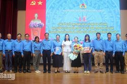 C&ocirc;ng đo&agrave;n phường Long Xuy&ecirc;n v&agrave; C&ocirc;ng đo&agrave;n phường Mỹ Thới quản l&yacute; hơn 7.100 đo&agrave;n vi&ecirc;n