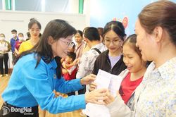 Tiếp tục quan tâm nâng cao đời sống người lao động