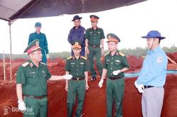 Ban Chỉ đạo 515 Quân khu 7 khảo sát, kiểm tra khu vực tìm kiếm hài cốt liệt sĩ tại Đồng Nai