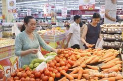 Hàng Việt hút khách