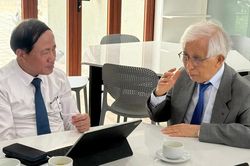 Chủ tịch UBND tỉnh Gia Lai l&agrave;m việc với GS. Trần Thanh V&acirc;n về định hướng ph&aacute;t triển ICISE