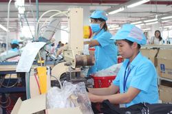 Chốt phương án tăng bình quân 7,8% lương tối thiểu vùng từ ngày 1-1-2027