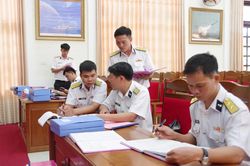 V&ugrave;ng 4 Hải qu&acirc;n kiểm tra c&ocirc;ng t&aacute;c đảng, c&ocirc;ng t&aacute;c ch&iacute;nh trị tại Trung t&acirc;m Huấn luyện