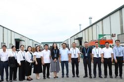Đoàn đại biểu châu Hồng Hà (Trung Quốc) khảo sát môi trường đầu tư tại Khu công nghiệp phía Nam