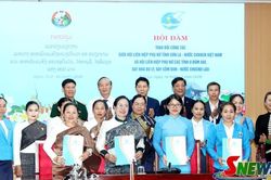 Hội đ&agrave;m trao đổi c&ocirc;ng t&aacute;c giữa Hội LHPN tỉnh Sơn La v&agrave; Hội LHPN 3 tỉnh nước CHDCND L&agrave;o
