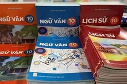 Cấp phát miễn phí sách giáo khoa cho học sinh trên địa bàn thành phố từ năm học 2026 - 2027