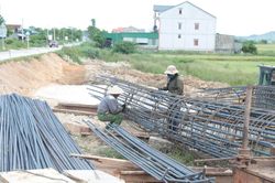 Hà Tĩnh: Huy động tối đa nhân lực, tăng tốc thi công 60 công trình hư hỏng do thiên tai