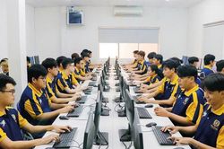 Gỡ n&uacute;t thắt thể chế để doanh nghiệp c&ocirc;ng nghệ tăng tốc đầu tư