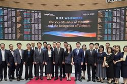 Bộ T&agrave;i ch&iacute;nh tham khảo kinh nghiệm H&agrave;n Quốc để ho&agrave;n thiện khung khổ ph&aacute;p l&yacute; cho thị trường chứng kho&aacute;n
