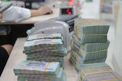 'Chốt' tr&igrave;nh Ch&iacute;nh phủ phương &aacute;n tăng lương tối thiểu v&ugrave;ng 7,8% từ ng&agrave;y 1/1/2027