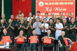 Thủ tướng Chính phủ Lê Minh Hưng thăm Trung tâm Điều dưỡng thương binh Kim Bảng