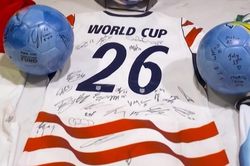 Đấu giá loạt kỷ vật World Cup vì mục đích thiện nguyện