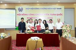 Hợp tác truyền thông công chứng