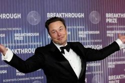 SpaceX rớt giá dưới mức IPO, tài sản tỷ phú Elon Musk bốc hơi gần 590 tỷ USD
