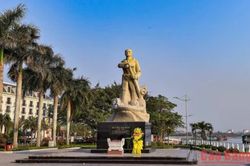 Chuyện về Mẹ Suốt bên dòng sông Nhật Lệ