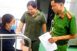 Tiếng khóc nhói lòng của bé gái sơ sinh bị bỏ rơi bên lề đường trong đêm ở Đồng Nai