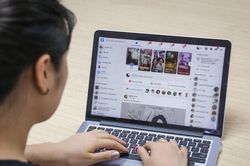Bộ Chính trị yêu cầu tăng cường kỷ luật phát ngôn, văn hóa ứng xử trên mạng