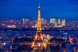 Vì sao Paris được gọi là kinh đô ánh sáng?
