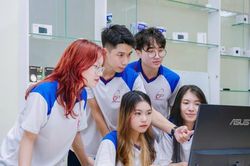 Ng&agrave;nh học STEM l&ecirc;n ng&ocirc;i: Khi người trẻ chọn 'đ&oacute;n đầu' tương lai