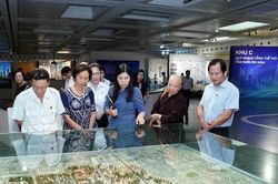 Trải nghiệm triển lãm quy hoạch Thủ đô, phát huy trí tuệ đội ngũ tư vấn