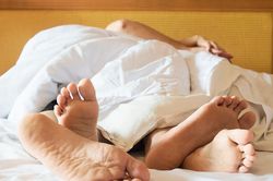 Yêu người hơn mình 53 tuổi, cô gái 21 tuổi nói một câu về 'bản lĩnh đàn ông' khiến nhiều người bất ngờ