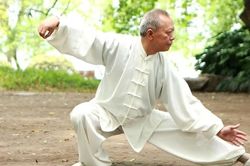 Thái cực quyền - Bài tập giúp duy trì sức khỏe não bộ ở người cao tuổi