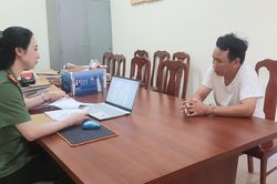 Chủ tiệm photocopy làm giả hàng nghìn tài liệu, thu tiền triệu mỗi bộ