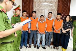 Bắt nhóm đối tượng lập khống hồ sơ thí nghiệm công trình