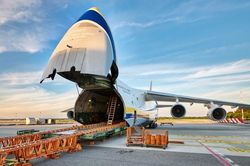 An-124 Ruslan của Ukraine đã cứu hai 'gã khổng lồ' Boeing và Airbus như thế nào?